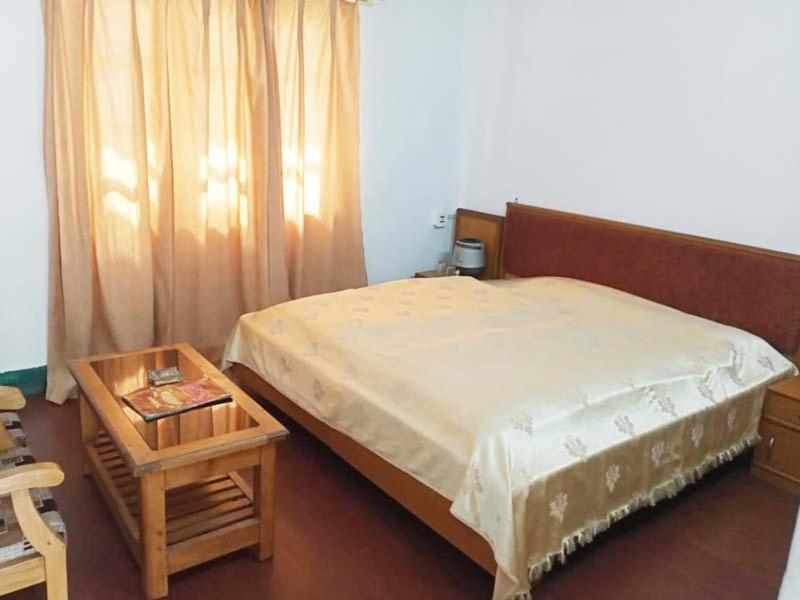 Gmvn Tourist Lodge Gangnāni Exteriör bild